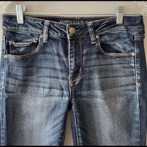 American eagle jeans size 6 short
